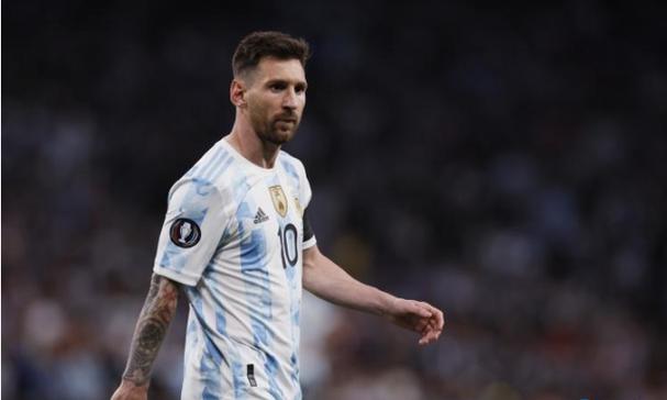 美国幕后主人胡佛，控制8任总统，尼克松：等他退休，恐将报复